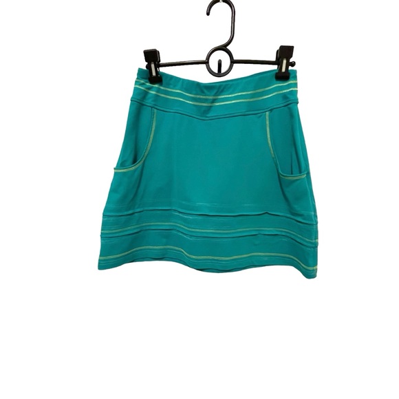 Title 9 Skirt Turquoise Pockets Size XS Stretchy - Picture 1 of 6